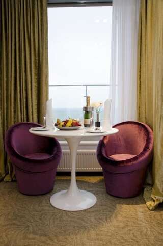 Отель Hotel Panorama De Luxe Одесса Президентский люкс с гидромассажной ванной-4